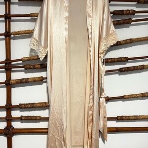 Cream Luxe Robe for Intimate Comfort
